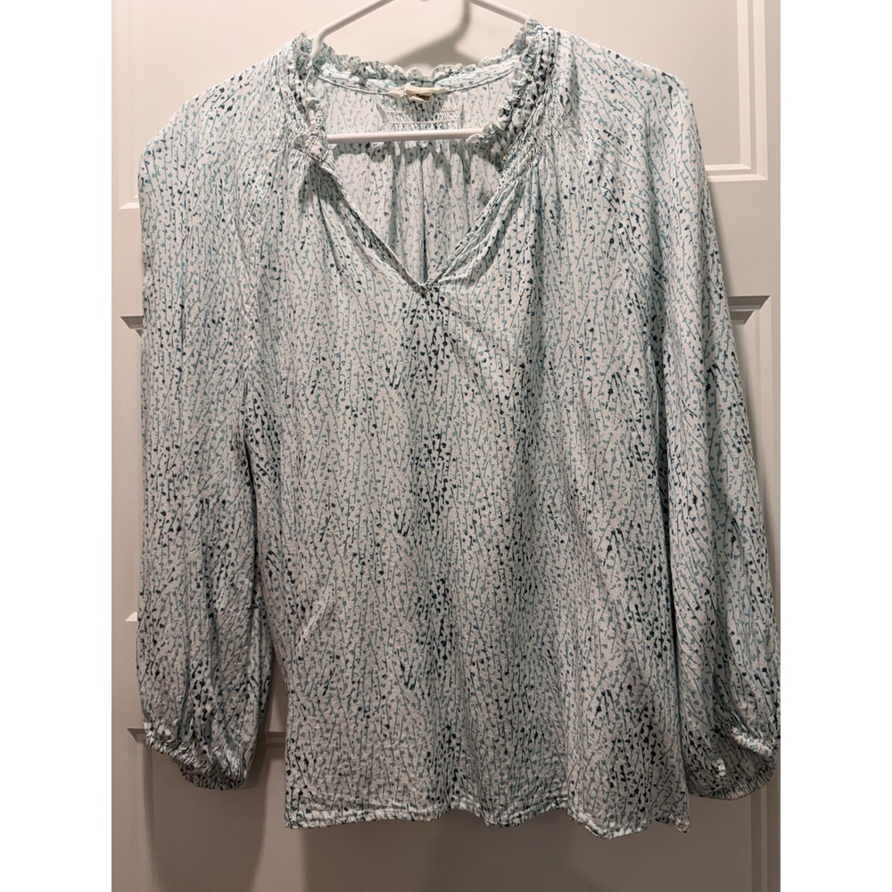 Caslon White Teal V-Neck Long Sleeve Top with Floral Print M